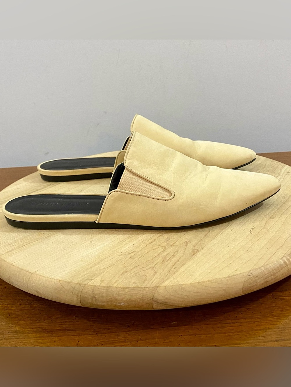 Jenni Kayne Natural Oiled Beige Suede Leather Mules Flats Shoes Sz 9 IT 39 Italy